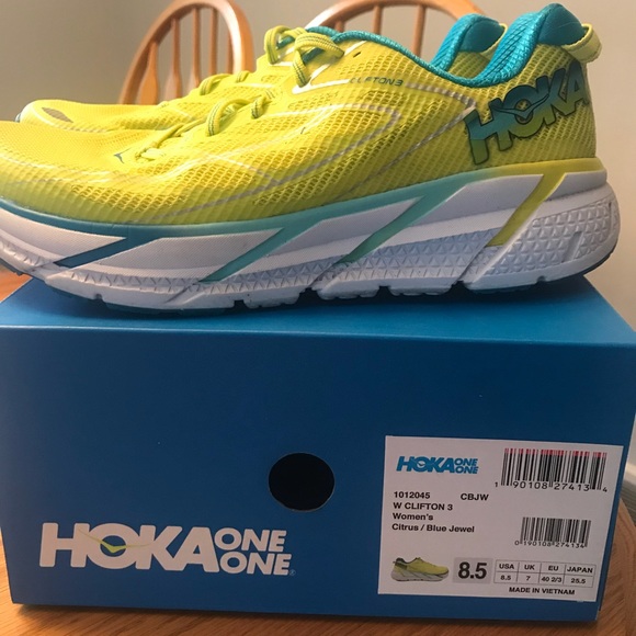 hoka one clifton 3 womens